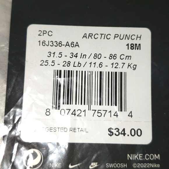 Nike Baby Girls Graphic T-Shirt and Mesh Shorts Set - Picture 2 of 2